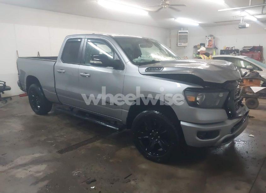 2021 Ram 1500 BIG HORN 4X4 6'4 BOX (VIN 1C6SRFBT5MN741351) main photo