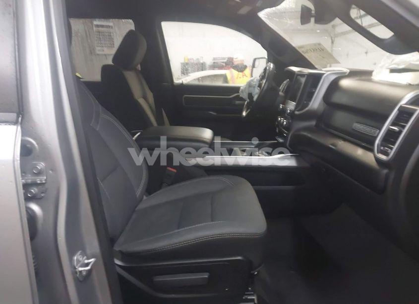 Photo 5 of 2021 Ram 1500 BIG HORN 4X4 6'4 BOX (VIN 1C6SRFBT5MN741351)