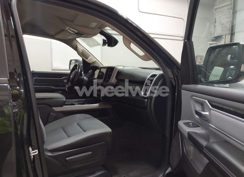 Photo 5 of 2020 Ram 1500 BIG HORN 4X4 6'4 BOX (VIN 1C6SRFBT6LN300830)