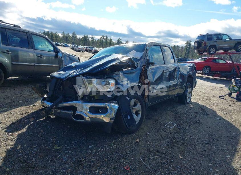 Photo 2 of 2020 Ram 1500 BIG HORN 4X4 6'4 BOX (VIN 1C6SRFBT6LN341345)