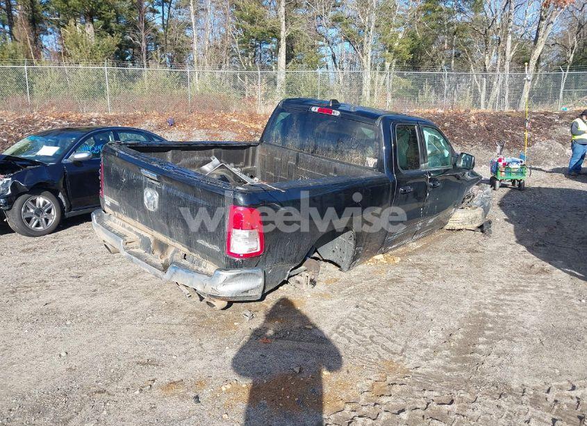 Photo 4 of 2020 Ram 1500 BIG HORN 4X4 6'4 BOX (VIN 1C6SRFBT6LN341345)