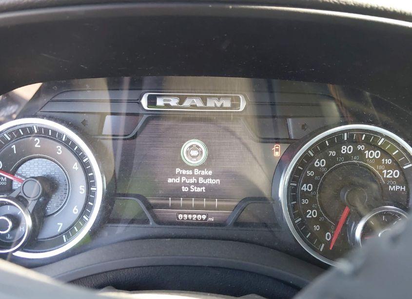 Photo 7 of 2021 Ram 1500 BIG HORN QUAD CAB 4X4 6'4 BOX (VIN 1C6SRFBT6MN683623)