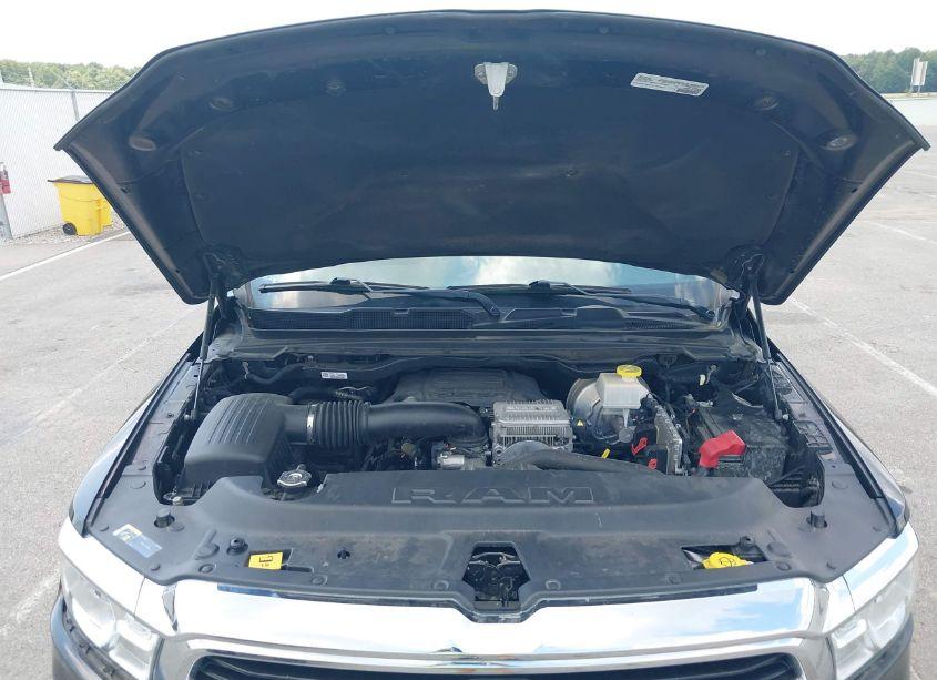 Photo 10 of 2019 Ram 1500 BIG HORN/LONE STAR QUAD CAB 4X4 6'4 BOX (VIN 1C6SRFBT7KN764269)