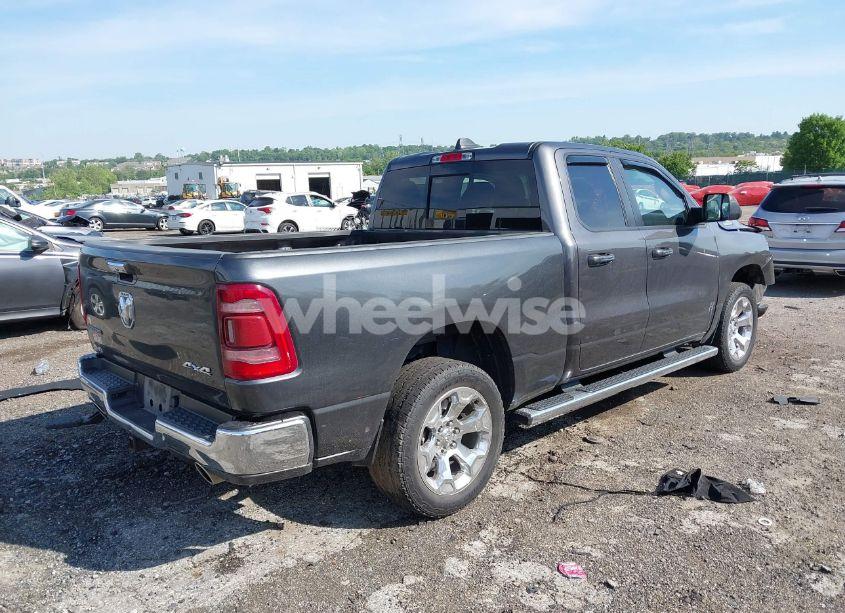 Photo 4 of 2019 Ram 1500 BIG HORN/LONE STAR 4X4 6'4 BOX (VIN 1C6SRFBT7KN780956)