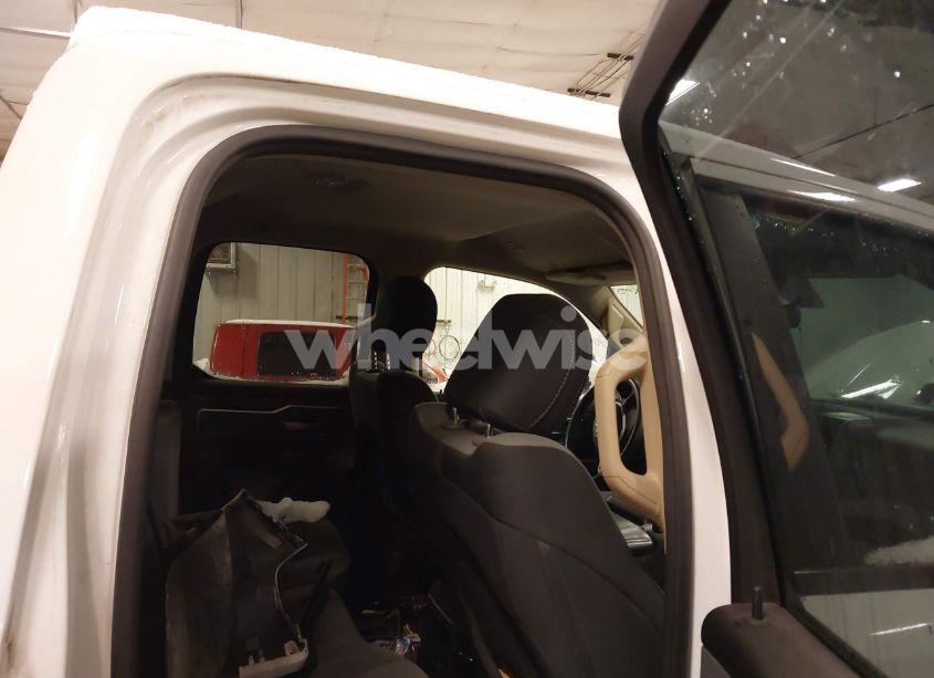 Photo 8 of 2020 Ram 1500 BIG HORN 4X4 6'4 BOX (VIN 1C6SRFBT7LN404274)