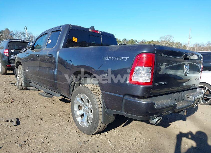 Photo 3 of 2021 Ram 1500 BIG HORN 4X4 6'4 BOX (VIN 1C6SRFBT7MN623706)
