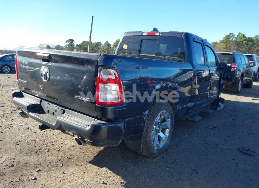 Photo 4 of 2021 Ram 1500 BIG HORN 4X4 6'4 BOX (VIN 1C6SRFBT7MN623706)