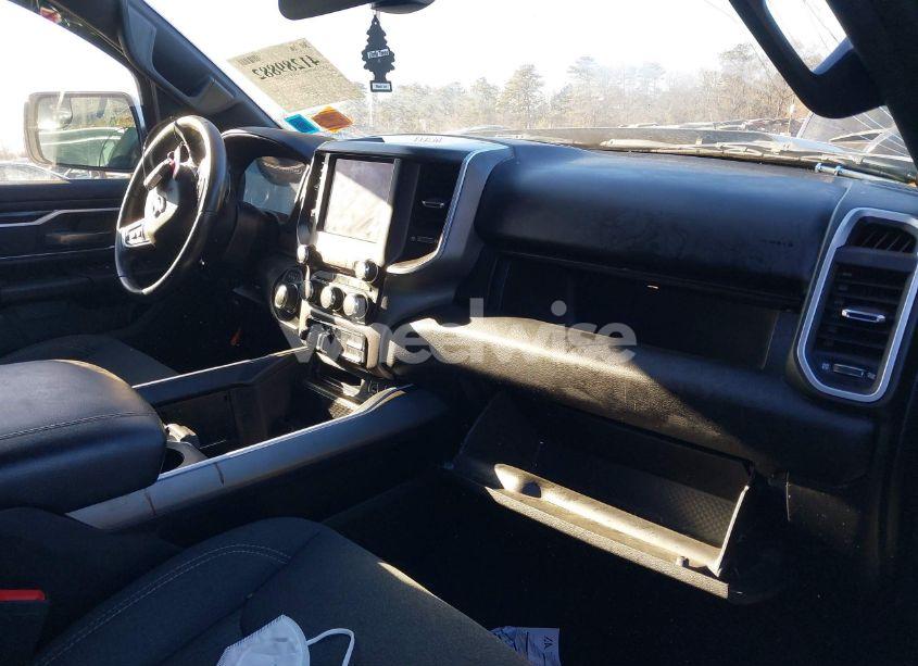 Photo 5 of 2021 Ram 1500 BIG HORN 4X4 6'4 BOX (VIN 1C6SRFBT7MN623706)