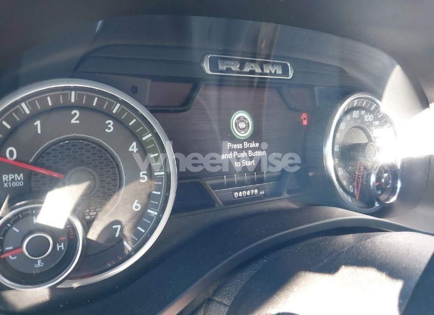 Photo 7 of 2021 Ram 1500 BIG HORN 4X4 6'4 BOX (VIN 1C6SRFBT7MN623706)