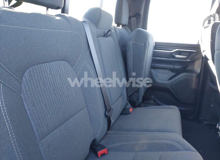 Photo 8 of 2021 Ram 1500 BIG HORN 4X4 6'4 BOX (VIN 1C6SRFBT7MN623706)