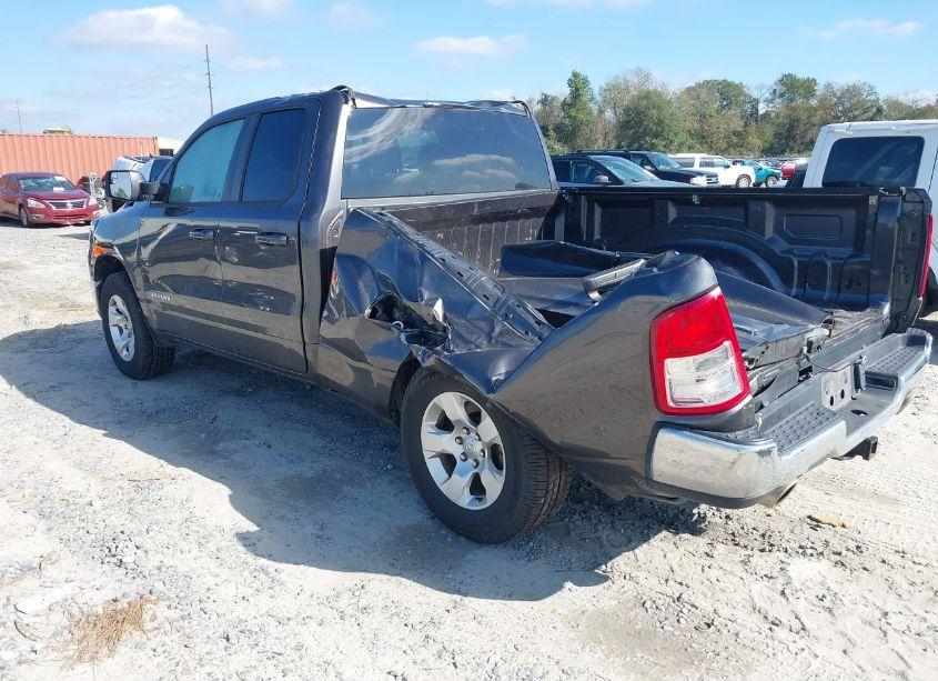 Photo 3 of 2021 Ram 1500 BIG HORN 4X4 6'4 BOX (VIN 1C6SRFBT7MN809441)