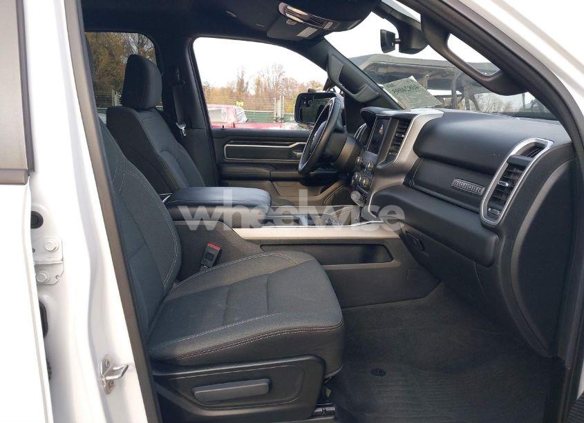 Photo 5 of 2022 Ram 1500 BIG HORN 4X4 6'4 BOX (VIN 1C6SRFBT7NN375197)