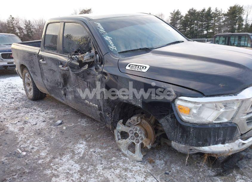 Photo 6 of 2020 Ram 1500 BIG HORN 4X4 6'4 BOX (VIN 1C6SRFBT8LN142264)