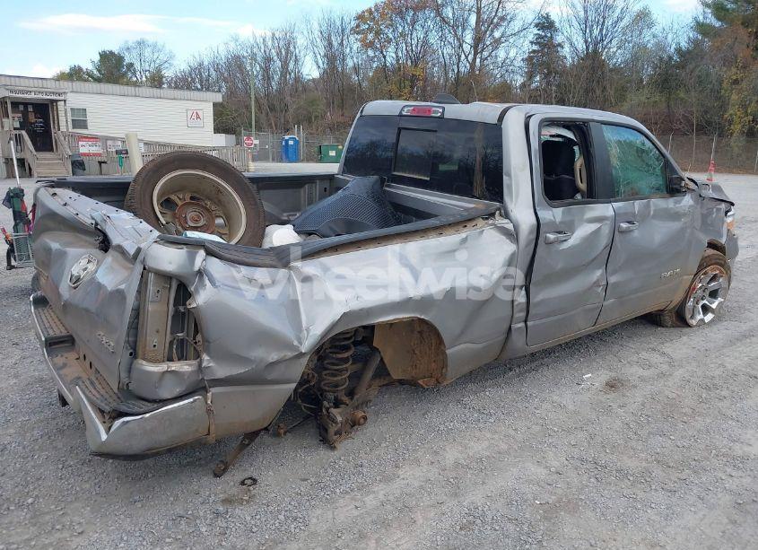 Photo 4 of 2020 Ram 1500 BIG HORN 4X4 6'4 BOX (VIN 1C6SRFBT8LN190816)