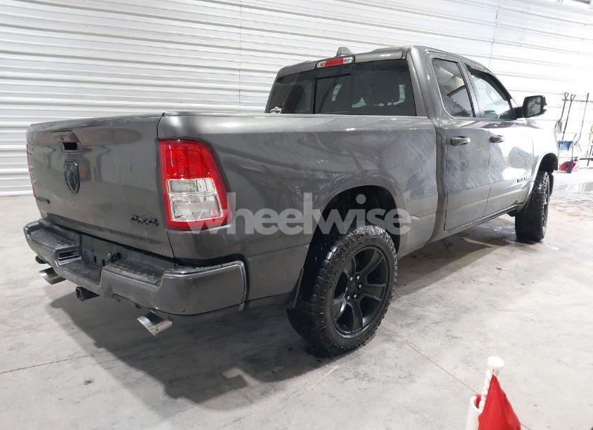 Photo 4 of 2021 Ram 1500 BIG HORN 4X4 6'4 BOX (VIN 1C6SRFBT8MN696504)