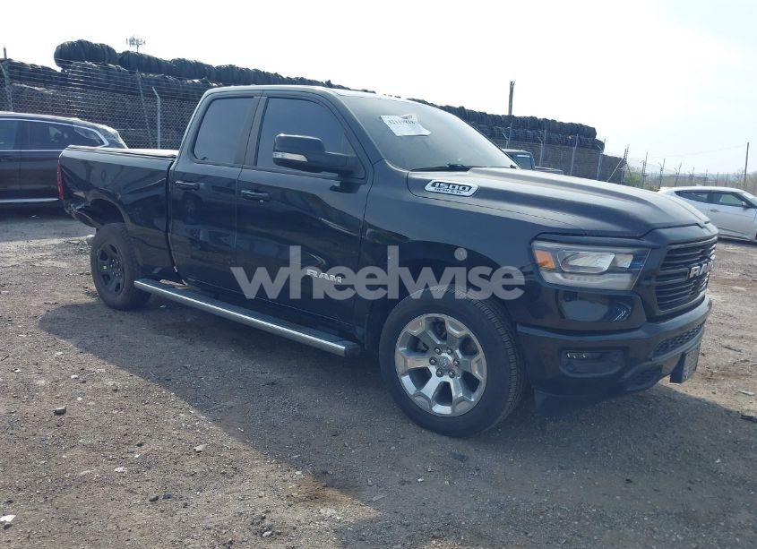 2019 Ram 1500 BIG HORN/LONE STAR 4X4 6'4 BOX (VIN 1C6SRFBT9KN658616) main photo