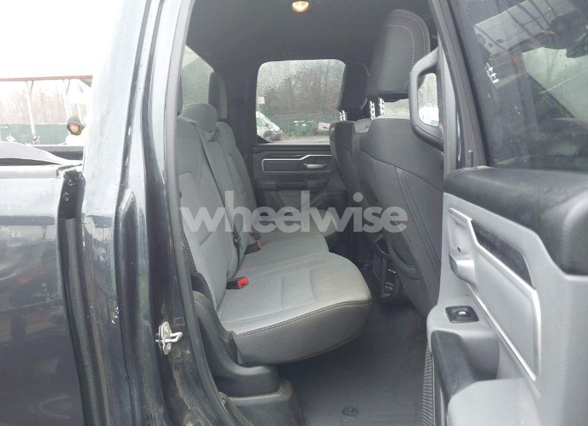 Photo 8 of 2021 Ram 1500 BIG HORN 4X4 6'4 BOX (VIN 1C6SRFBT9MN559538)