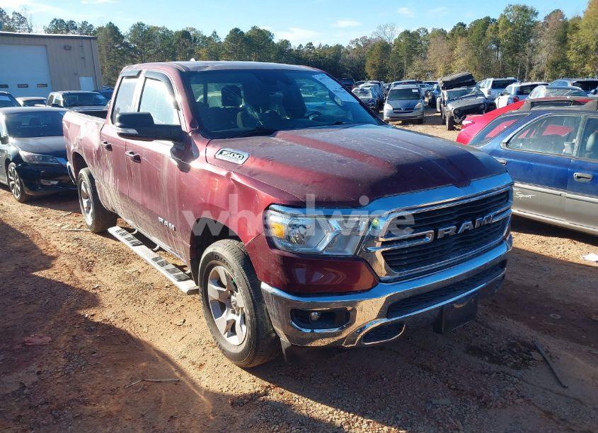 2021 Ram 1500 BIG HORN 4X4 6'4 BOX (VIN 1C6SRFBT9MN599828) main photo