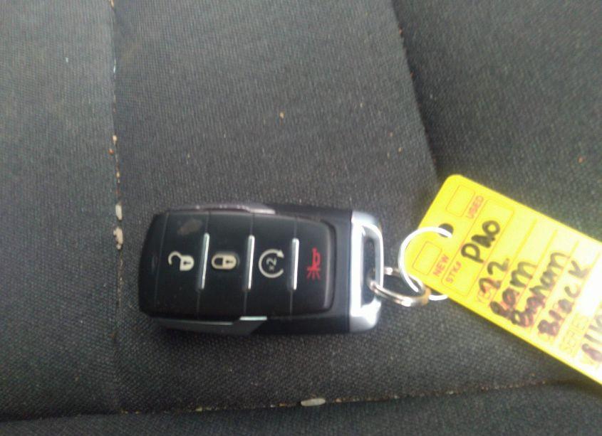 Photo 11 of 2022 Ram 1500 BIG HORN QUAD CAB 4X4 6'4 BOX (VIN 1C6SRFBT9NN133074)