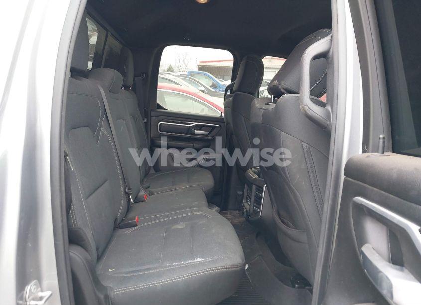 Photo 8 of 2022 Ram 1500 BIG HORN 4X4 6'4 BOX (VIN 1C6SRFBT9NN162655)