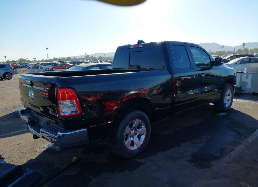 Photo 4 of 2020 Ram 1500 BIG HORN 4X4 6'4 BOX (VIN 1C6SRFBTXLN281585)