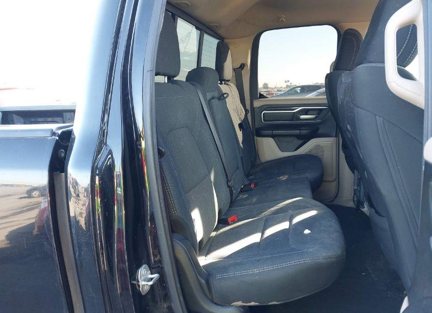 Photo 8 of 2020 Ram 1500 BIG HORN 4X4 6'4 BOX (VIN 1C6SRFBTXLN281585)