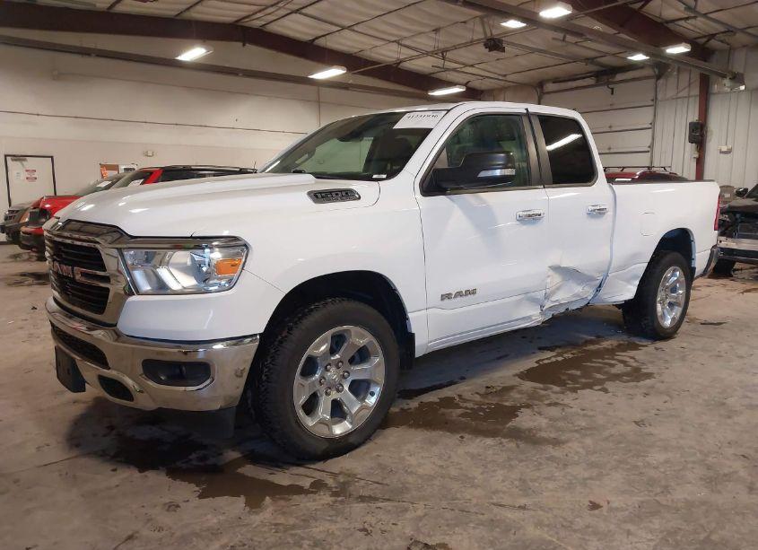 Photo 2 of 2020 Ram 1500 (VIN 1C6SRFBTXLN420310)