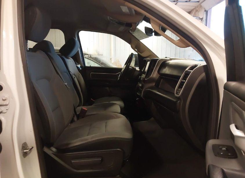 Photo 5 of 2020 Ram 1500 (VIN 1C6SRFBTXLN420310)