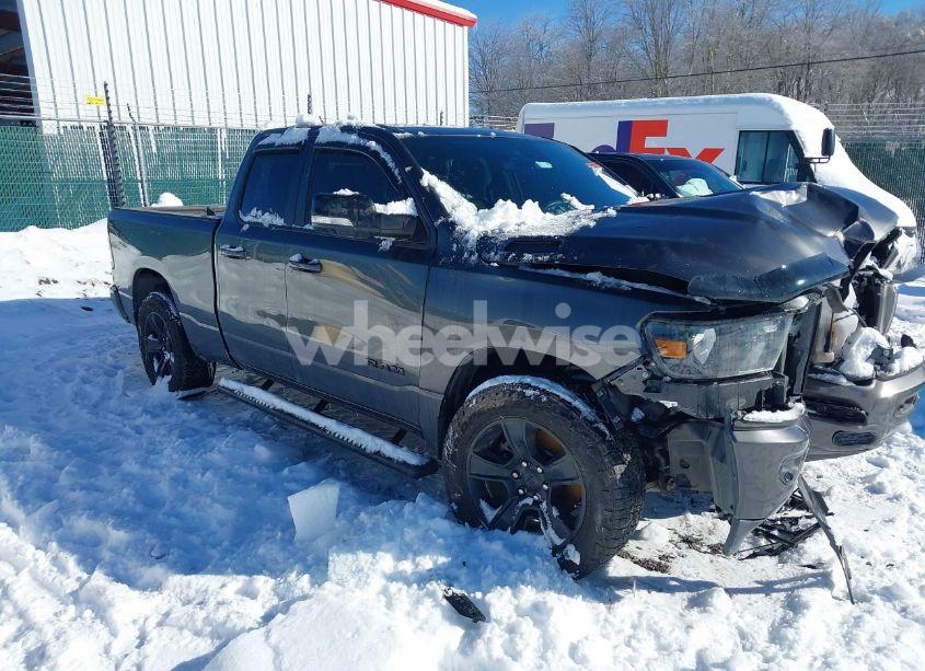 2021 Ram 1500 BIG HORN 4X4 6'4 BOX (VIN 1C6SRFBTXMN553571) main photo