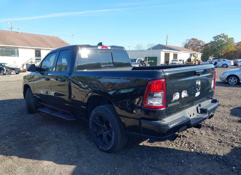 Photo 3 of 2021 Ram 1500 BIG HORN 4X4 6'4" BOX (VIN 1C6SRFBTXMN796541)