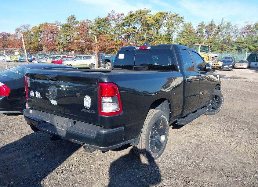 Photo 4 of 2021 Ram 1500 BIG HORN 4X4 6'4" BOX (VIN 1C6SRFBTXMN796541)