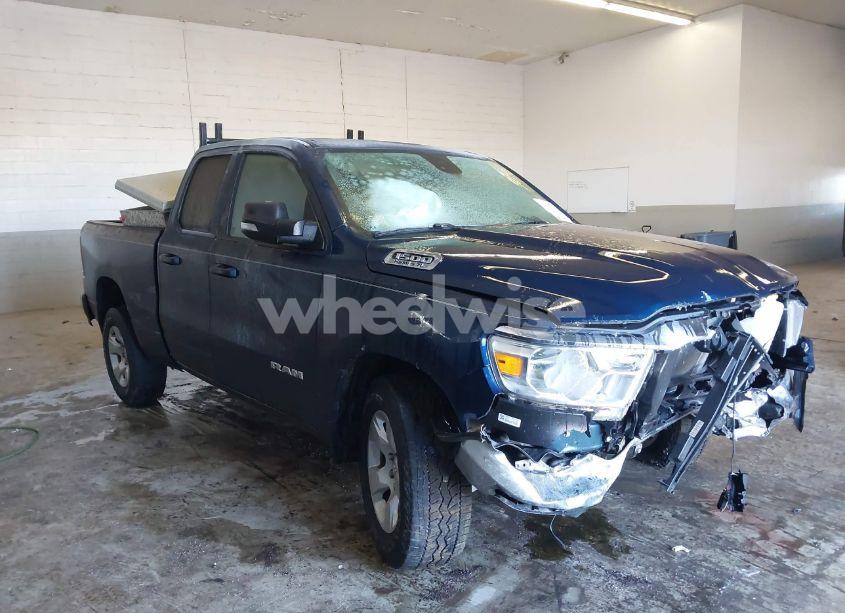 2022 Ram 1500 BIG HORN 4X4 6'4 BOX (VIN 1C6SRFBTXNN134167) main photo