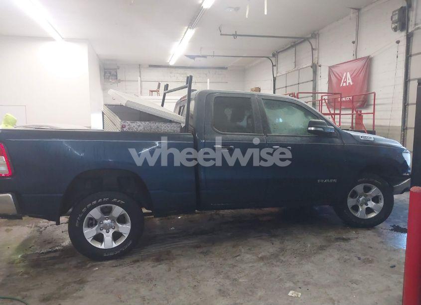 Photo 13 of 2022 Ram 1500 BIG HORN 4X4 6'4 BOX (VIN 1C6SRFBTXNN134167)