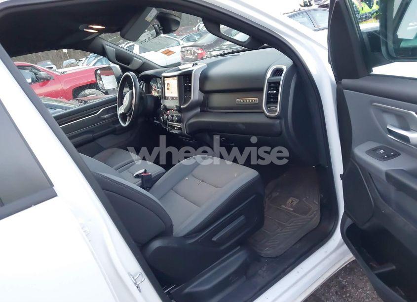 Photo 5 of 2023 Ram 1500 BIG HORN 4X4 6'4 BOX (VIN 1C6SRFBTXPN526570)