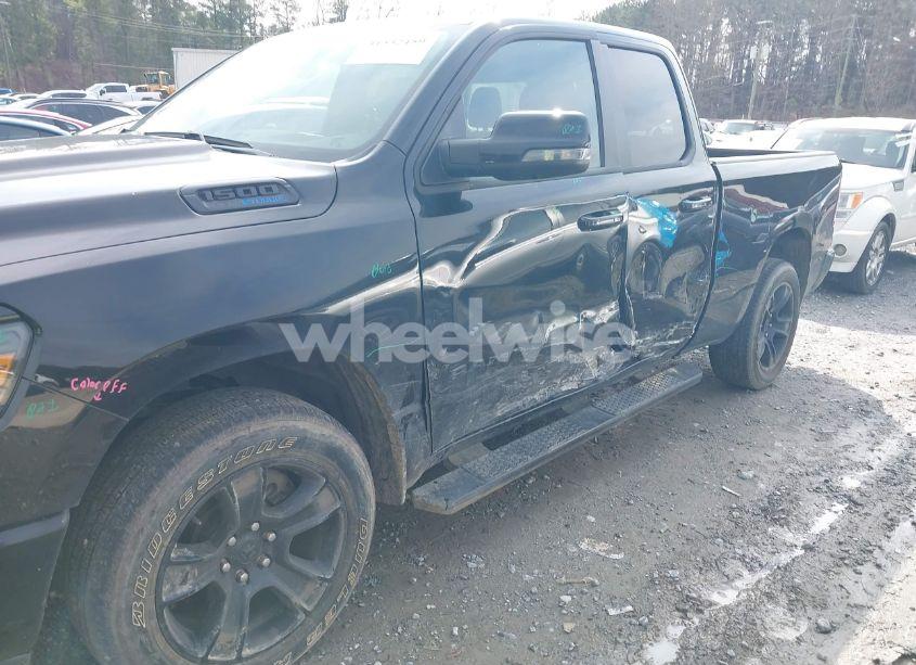 Photo 6 of 2023 Ram 1500 BIG HORN 4X4 6'4 BOX (VIN 1C6SRFBTXPN617970)