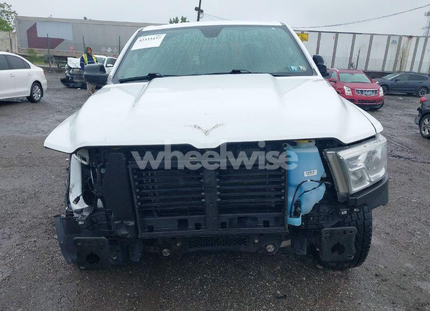 Photo 12 of 2022 Ram 1500 TRADESMAN 4X4 6'4 BOX (VIN 1C6SRFCT2NN213959)