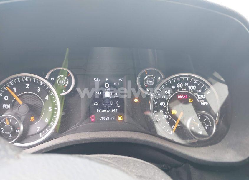 Photo 7 of 2022 Ram 1500 TRADESMAN 4X4 6'4 BOX (VIN 1C6SRFCT2NN213959)