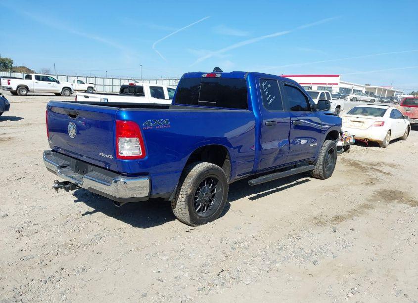 Photo 4 of 2019 Ram 1500 TRADESMAN 4X4 6'4 BOX (VIN 1C6SRFCT5KN609282)