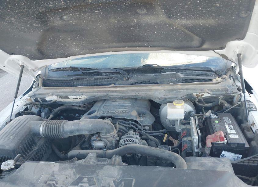 Photo 10 of 2019 Ram 1500 TRADESMAN 4X4 6'4 BOX (VIN 1C6SRFCT7KN602169)