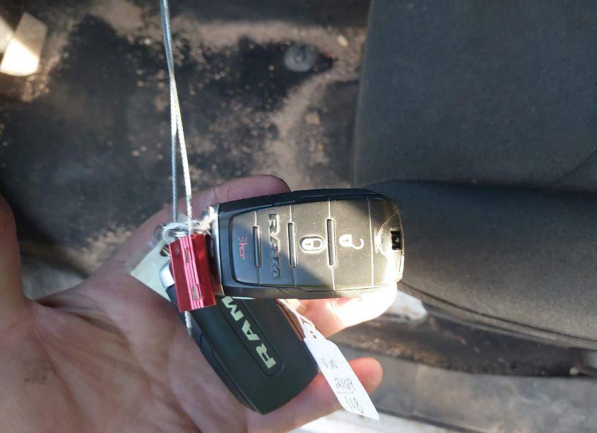 Photo 11 of 2019 Ram 1500 TRADESMAN 4X4 6'4 BOX (VIN 1C6SRFCT7KN602169)