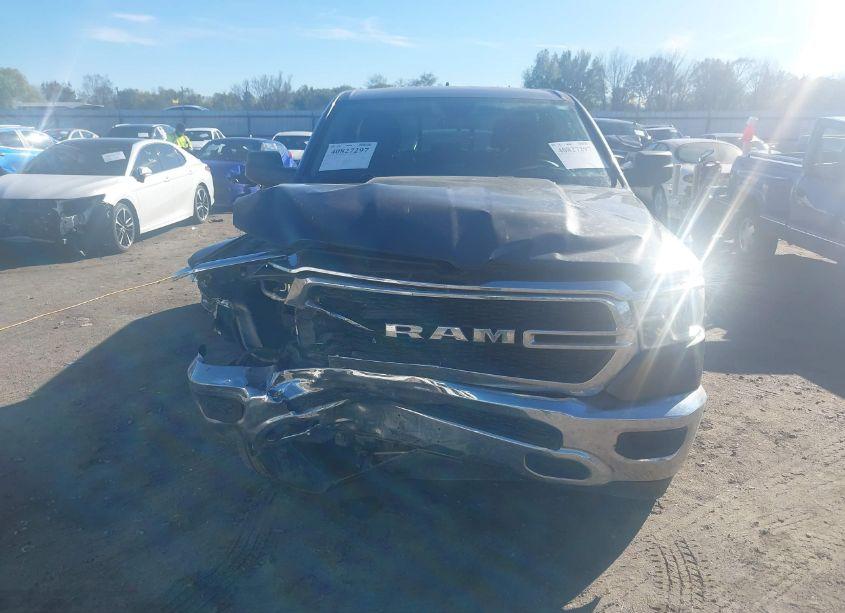 Photo 12 of 2019 Ram 1500 TRADESMAN 4X4 6'4 BOX (VIN 1C6SRFCTXKN534384)