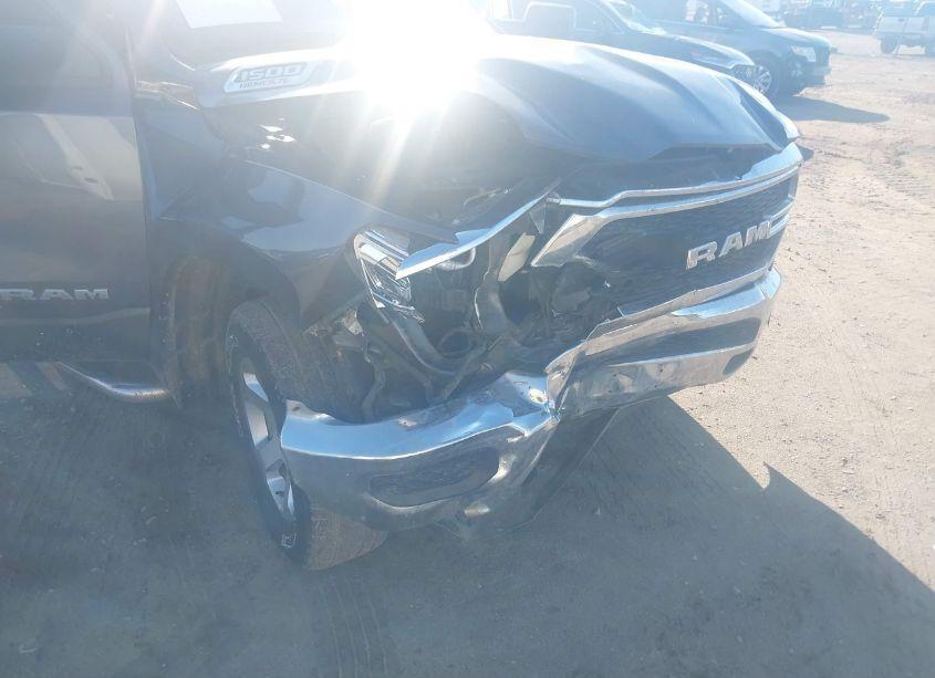 Photo 6 of 2019 Ram 1500 TRADESMAN 4X4 6'4 BOX (VIN 1C6SRFCTXKN534384)