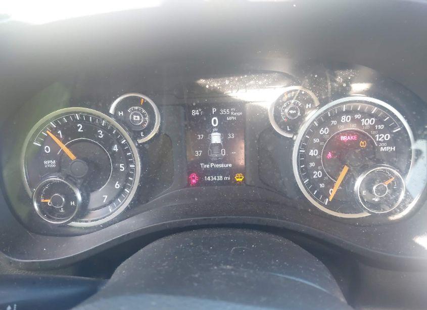 Photo 7 of 2019 Ram 1500 TRADESMAN 4X4 6'4 BOX (VIN 1C6SRFCTXKN534384)