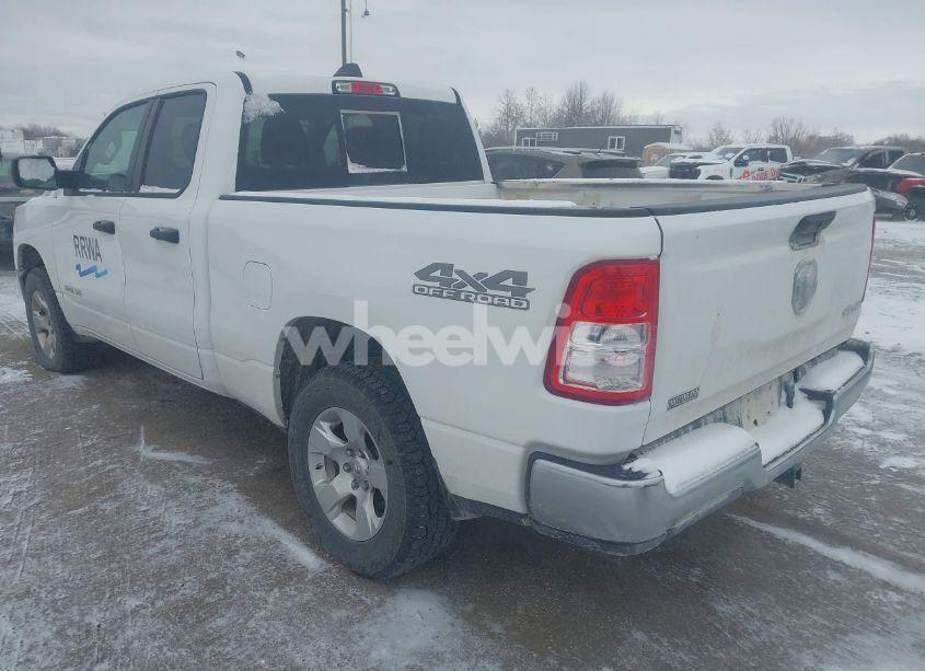 Photo 3 of 2020 Ram 1500 TRADESMAN 4X4 6'4 BOX (VIN 1C6SRFCTXLN243451)
