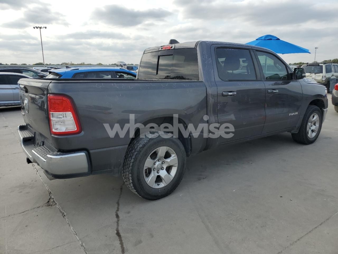 Photo 3 of 2019 RAM 1500 BIG HORN/LONE STAR (VIN 1C6SRFDT0LN198972)