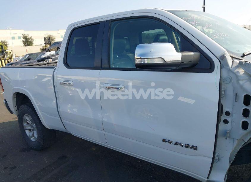 Photo 13 of 2020 Ram 1500 LARAMIE 4X4 6'4 BOX (VIN 1C6SRFDT0LN253615)