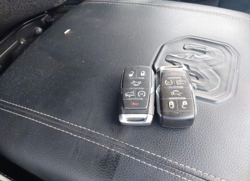 Photo 11 of 2019 Ram 1500 LARAMIE 4X4 6'4 BOX (VIN 1C6SRFDT4KN791846)