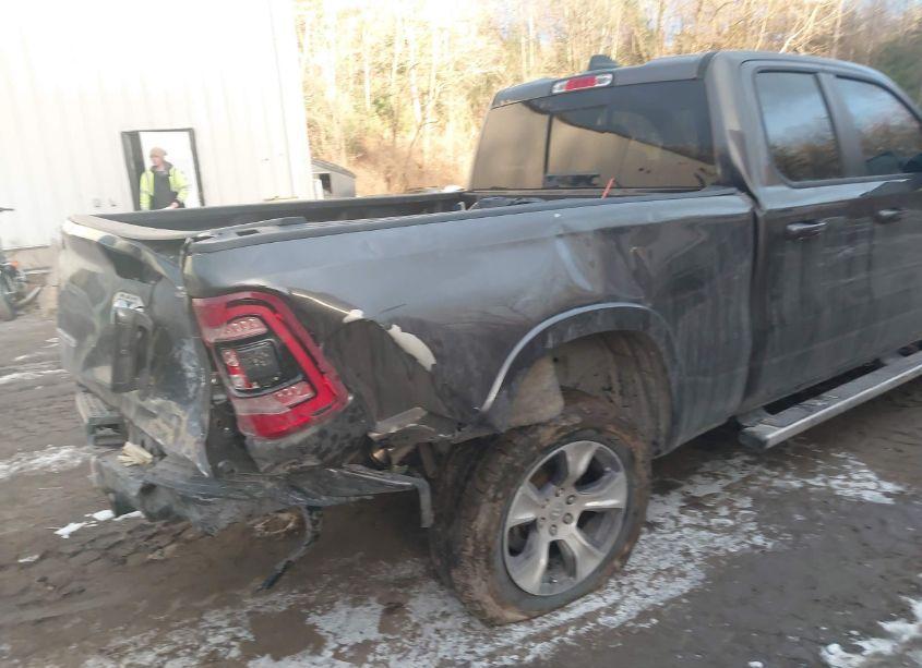 Photo 6 of 2019 Ram 1500 LARAMIE 4X4 6'4 BOX (VIN 1C6SRFDT5KN914974)