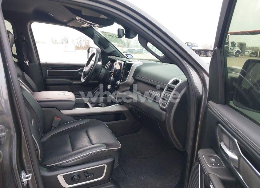 Photo 5 of 2020 Ram 1500 LARAMIE 4X4 6'4 BOX (VIN 1C6SRFDT7LN338872)