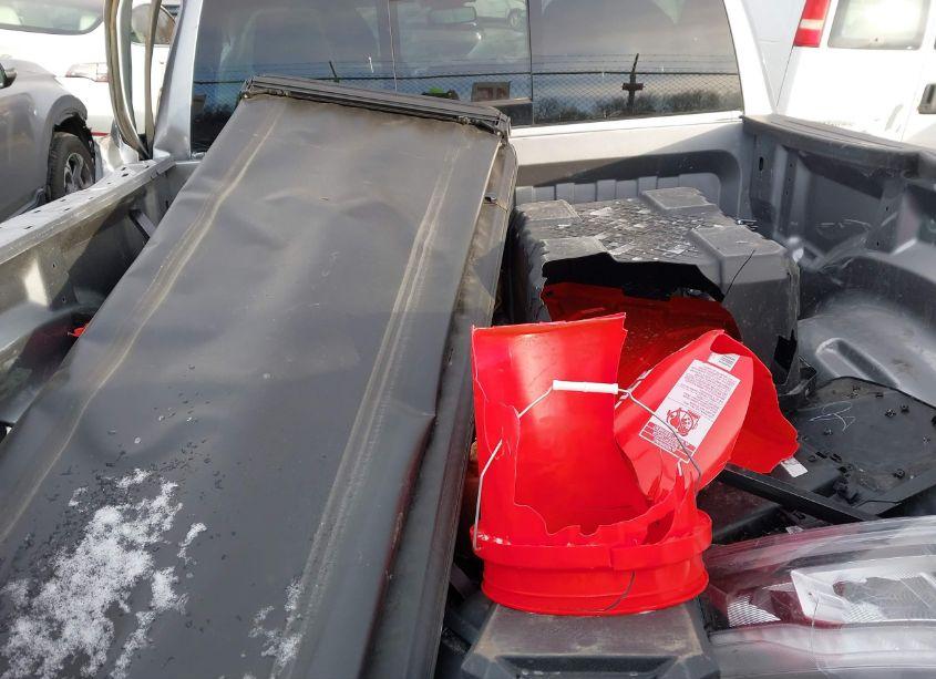 Photo 11 of 2019 Ram 1500 LARAMIE 4X4 6'4 BOX (VIN 1C6SRFDT9KN748443)